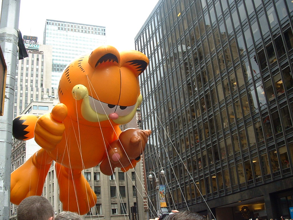 Garf flying